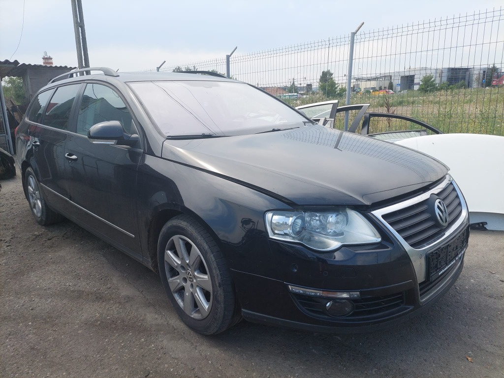 Dezmembram Volkswagen Passat B6, an 2010, 2.0 TDI cod CBAB, cutie automata DSG