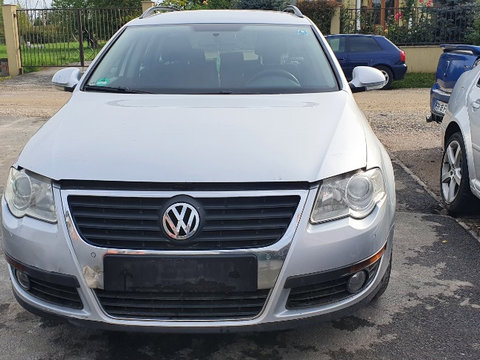 Dezmembram Volkswagen Passat din 2009