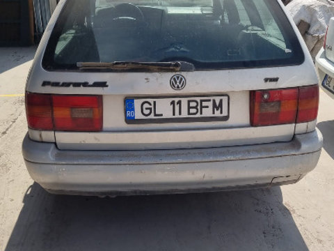 Dezmembram Volkswagen Passat motor 1.9 tdi tip AHU an 1997