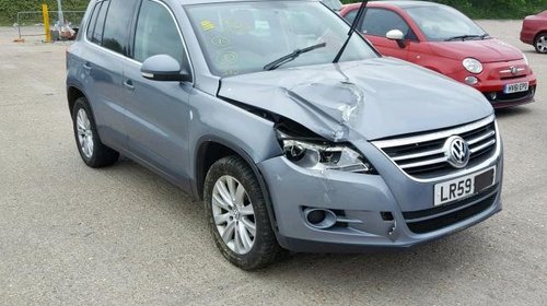 Dezmembram Volkswagen Tiguan 2009 2.0 Di