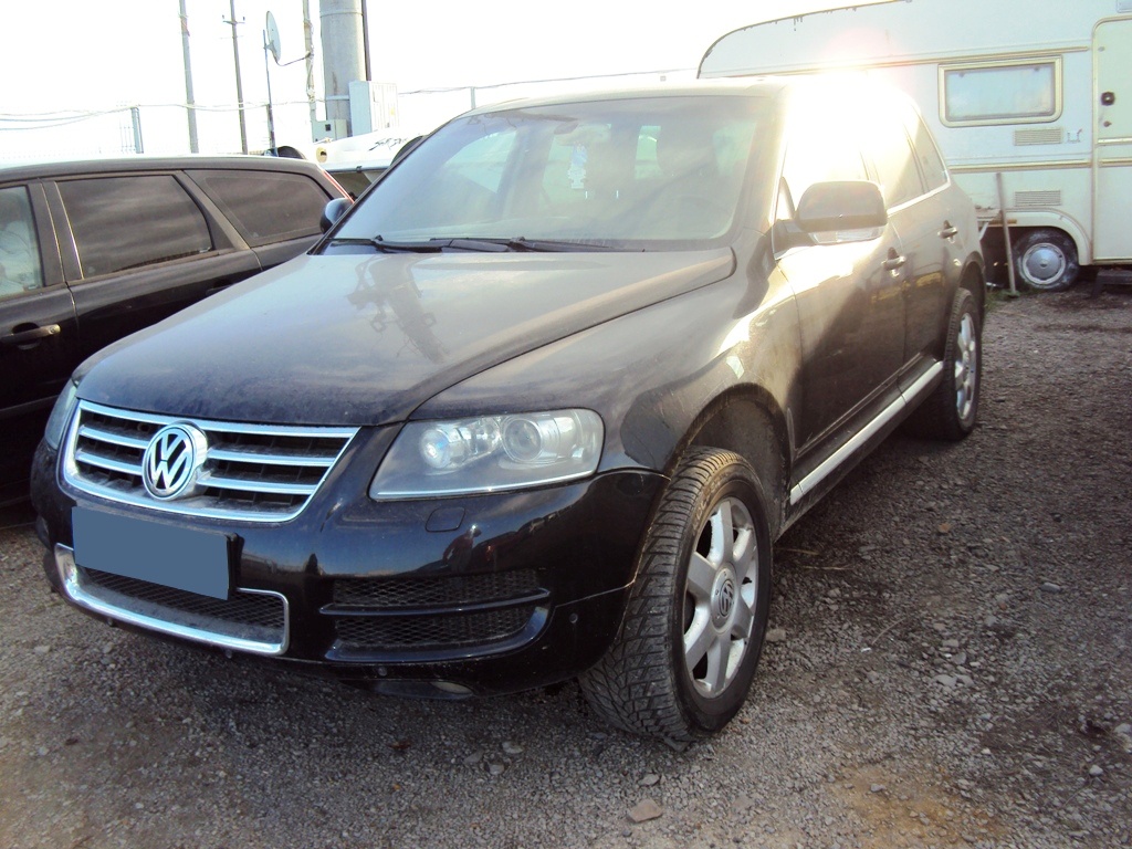 Dezmembram Volkswagen Touareg - 5.0D - 2006
