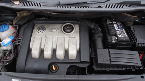 Dezmembram Volkswagen Touran, 1.9 TDI,Ti