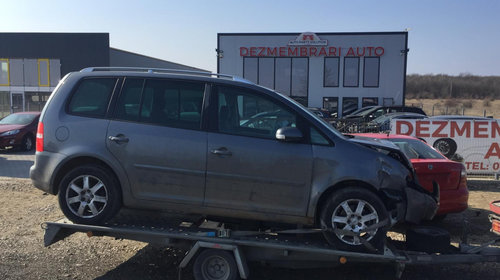 Dezmembram Volkswagen Touran 2.0 TDI,6 t