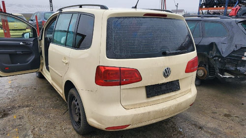 Dezmembram VOLKSWAGEN TOURAN - MONOVOLUM