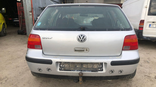 Dezmembram Volkswagen VW Golf 4 [1997 - 