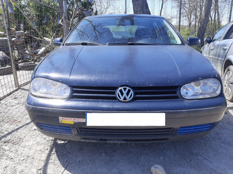 Dezmembram Volkswagen VW Golf 4 [1997 - 2006] Hatchback 5-usi 1.4 MT (75 hp) 1.4i 55Kw E2 AKQ hatch