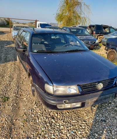 Dezmembram Volkswagen VW Passat B4 [1993 - 1997] w