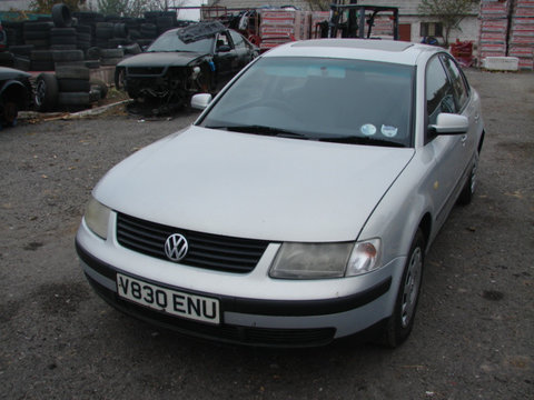 Dezmembram Volkswagen VW Passat B5 [1996 - 2000] Sedan 4-usi 1.9 TDI MT (110 hp) (3B2)