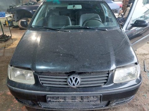 Dezmembram Volkswagen VW Polo 3 6N [1994 - 2001] Hatchback 3-usi