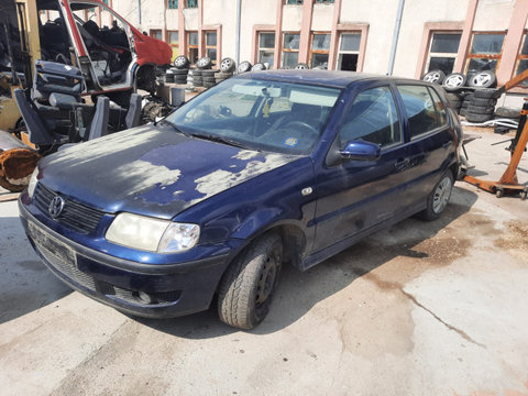 Dezmembram Volkswagen VW Polo 3 6N [facelift] [2000 - 2002] Hatchback 5-usi