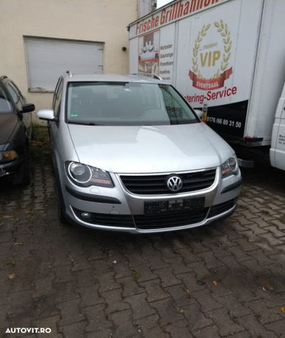 Dezmembram Volkswagen VW Touran [facelift] [2006 -