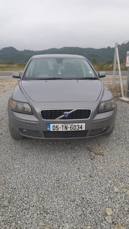 Dezmembram Volvo S40 2.0 D cutie manuala 6+1 trepte 2005