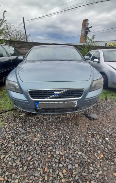 Dezmembram Volvo S40 2 [2004 - 2007] Sedan 2.4 MT 