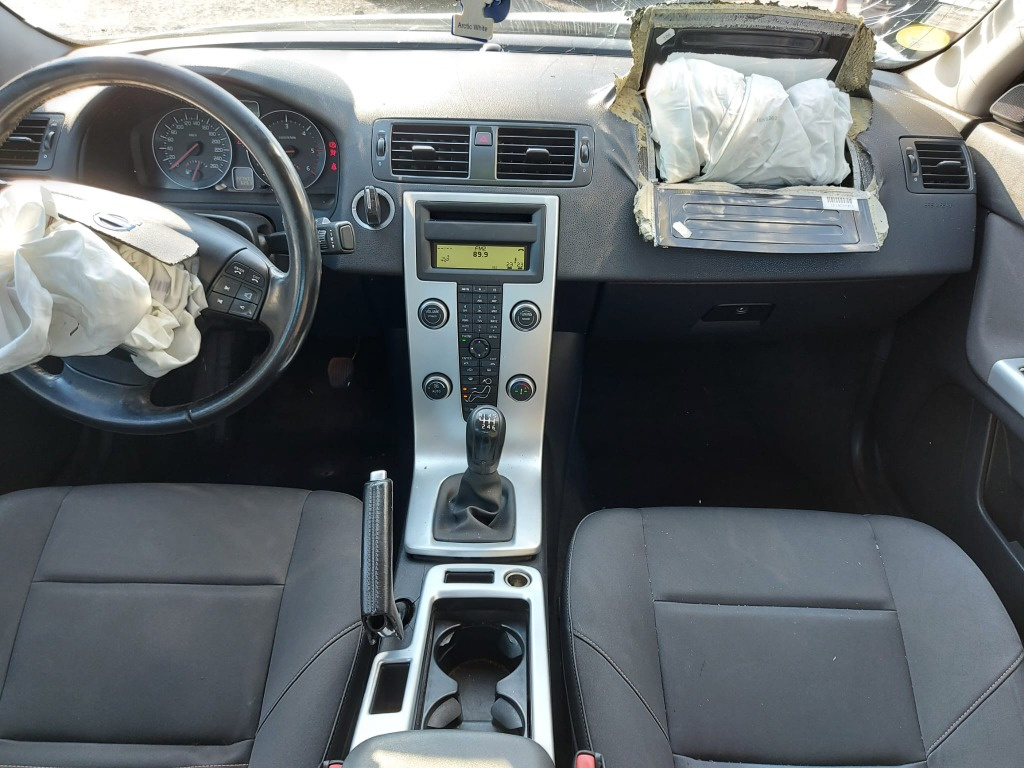 Dezmembram Volvo S40 2011 1.6 D