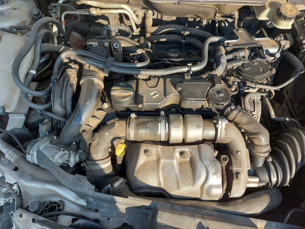 Dezmembram Volvo S40 2011 1.6 D