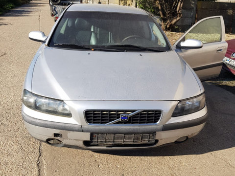 Dezmembram Volvo S60 [2000 - 2004] Sedan 2.4 MT (170 hp)