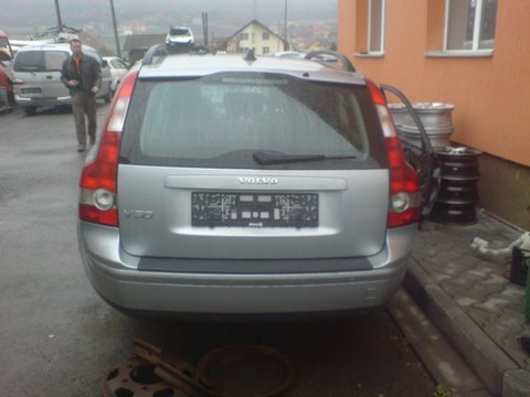 Dezmembram Volvo V50, 2006, 1.6 d