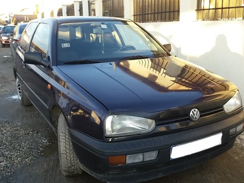 Dezmembram VW Golf 3