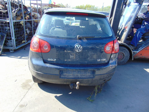 Dezmembram VW GOLF 5, 1.9 tdi, Tip motor: BKC, Fabricatie: 2004