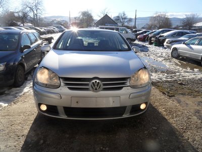 Dezmembram vw golf 5,diesel 2,0,motor bkd,din 2005