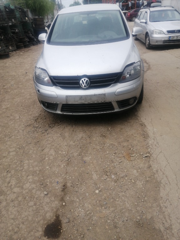Dezmembram vw golf 5 plus, an 2006, 1.9 diesel