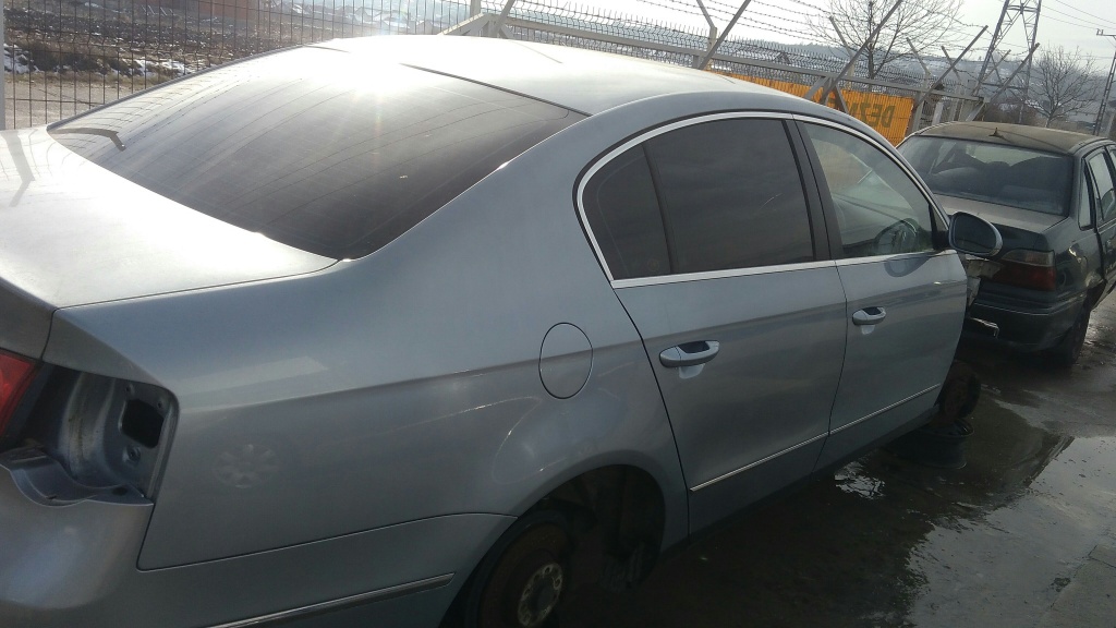 Dezmembram VW Passat B6 '2008