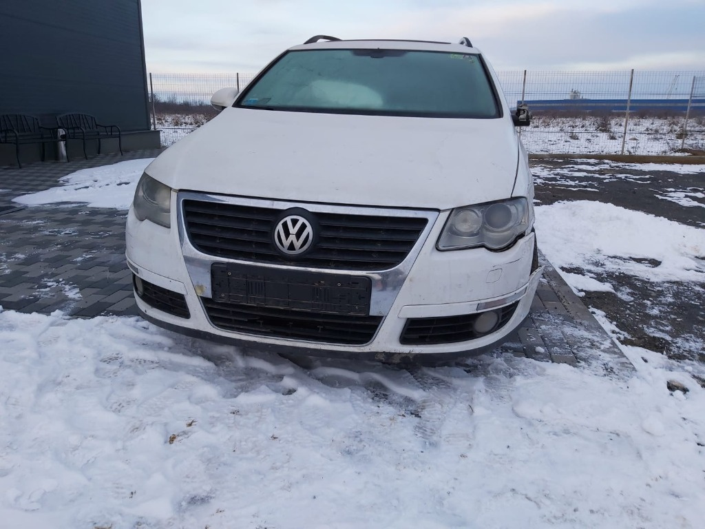 Dezmembram VW Passat B6 combi 2007 2.0td