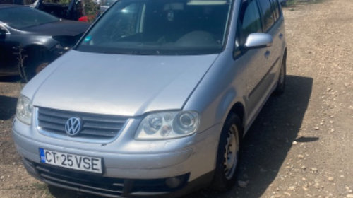 Dezmembram vw touran 1.9 Avq 1.9 tdi