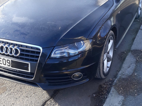 Dezmembrari audi a4 b8 an fabricatie 2010 motor 2.0 tdi cag usi aripi bara fata si spate