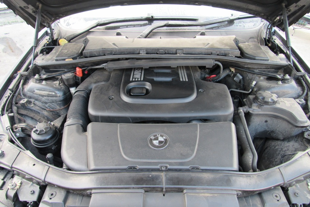 Dezmembrari BMW 320 2.0 d din 2007