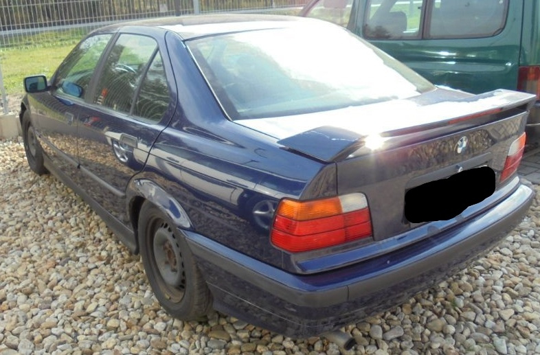 Dezmembrari BMW E36
