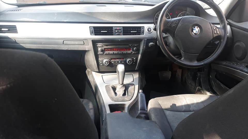 Dezmembrari bmw e90 320 automat 177 hp