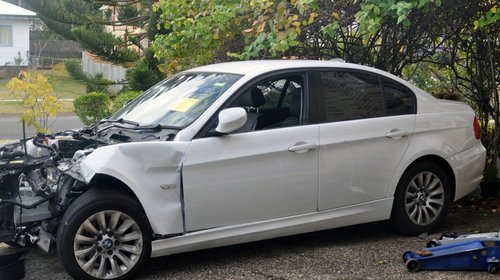 Dezmembrari BMW E90 facelift 2011