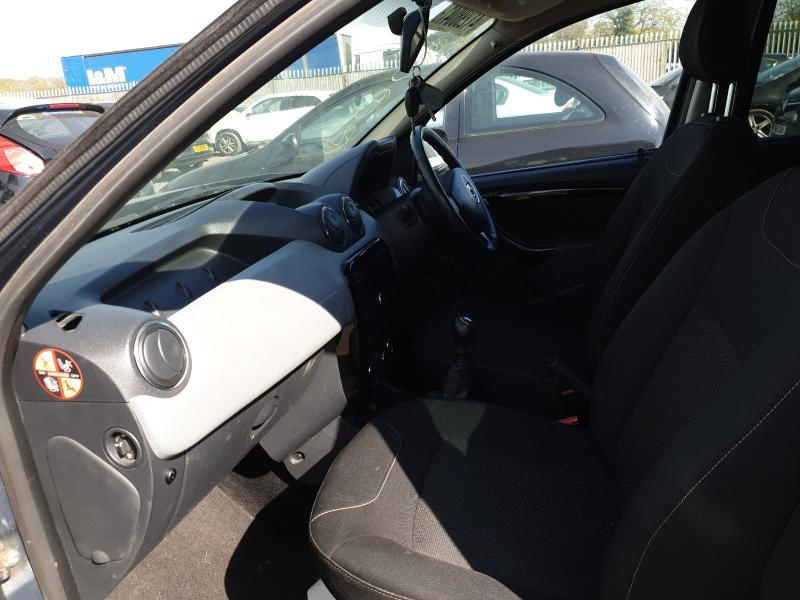 Dezmembrari Dacia Duster 4x4 Grii inchis
