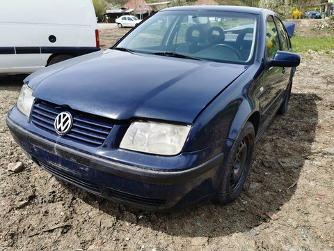 Dezmembrari/dezmembrari VW BORA sedan 2.0i in Cluj