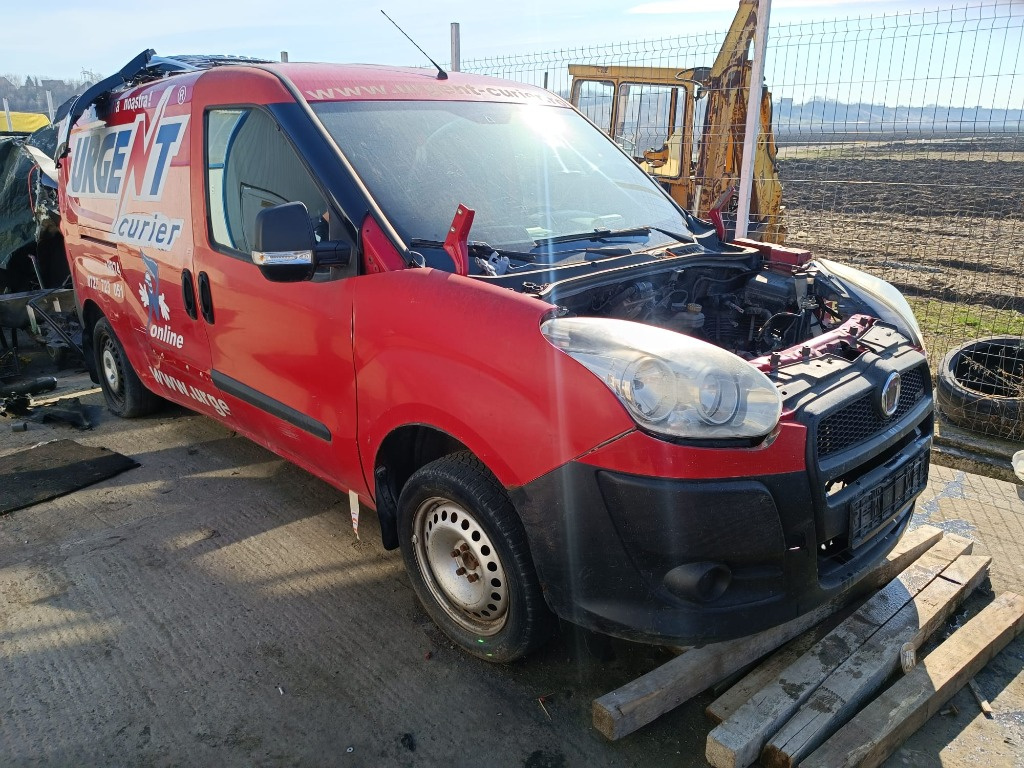 Dezmembrari Fiat Doblo Maxi 1.3MultiJet, an 2010