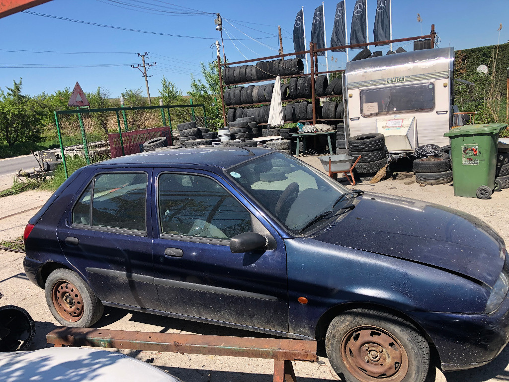 Dezmembrari Ford Fiesta IV 1.8 D RTJ