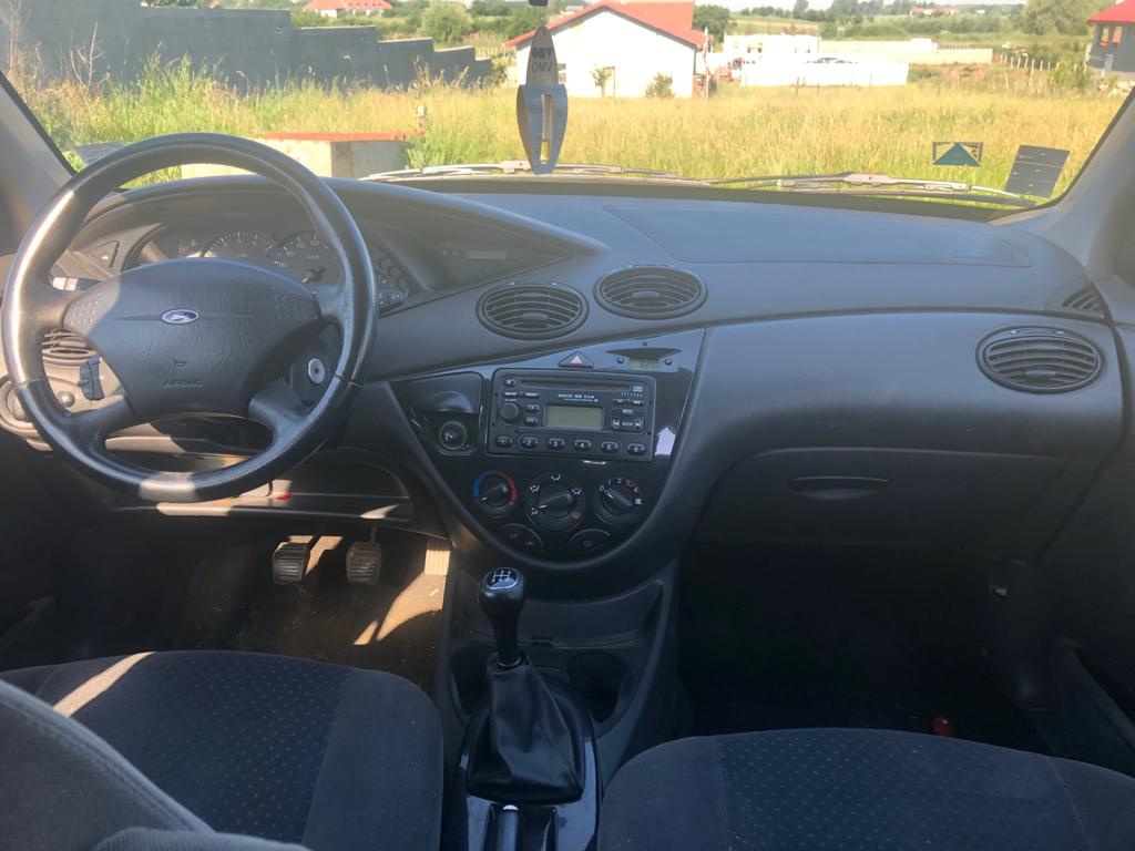 Dezmembrari Ford Focus 1,8 benzina 85 kw