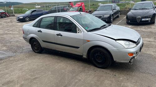 Dezmembrari ford focus berlina motor 1,6