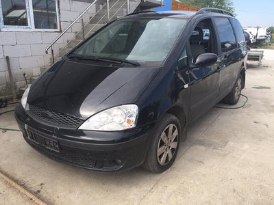 Dezmembrari Ford Galaxy 2.0 benzina