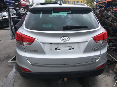 Dezmembrari Hyundai ix35 2013 SUV 2.0 CRDI