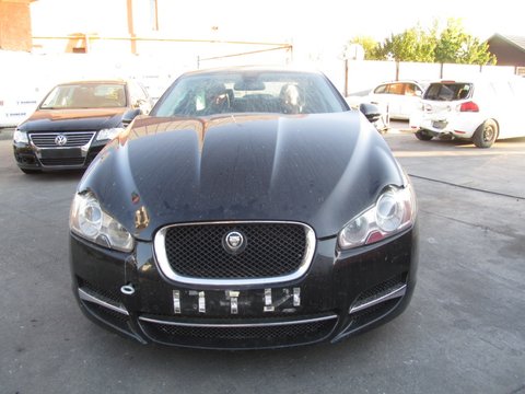 Dezmembrari Jaguar XF 3.0 d din 2010