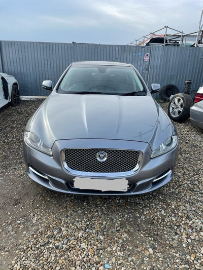 Dezmembrari jaguar xj motor 3.0 v6 diesel 306dt