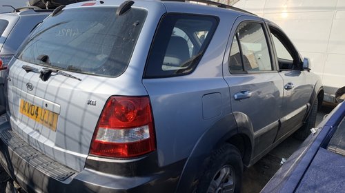 Dezmembrari Kia Sorento 2.5 crdi 4x4 200