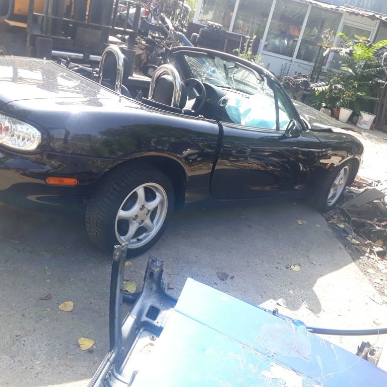 Dezmembrari mazda mx5 cabrio motor 1.6 inj tip motor b6 an fabricatie 1998 cutie viteze fuzete cardan stopuri