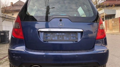 Dezmembrari Mercedes-Benz A150 W169 FACE