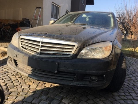 Dezmembrari Mercedes C200 w204 2008