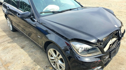 Dezmembrari Mercedes C200 W204 facelift,