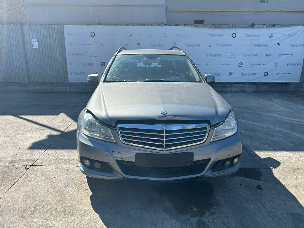 DEZMEMBRARI MERCEDES C200 W204 MOTOR 2.2CDI OM651 100KW-136CP EURO 5 AN 2012