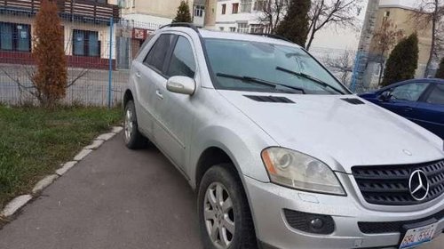 Dezmembrari Mercedes ML W164 320 CDI 200